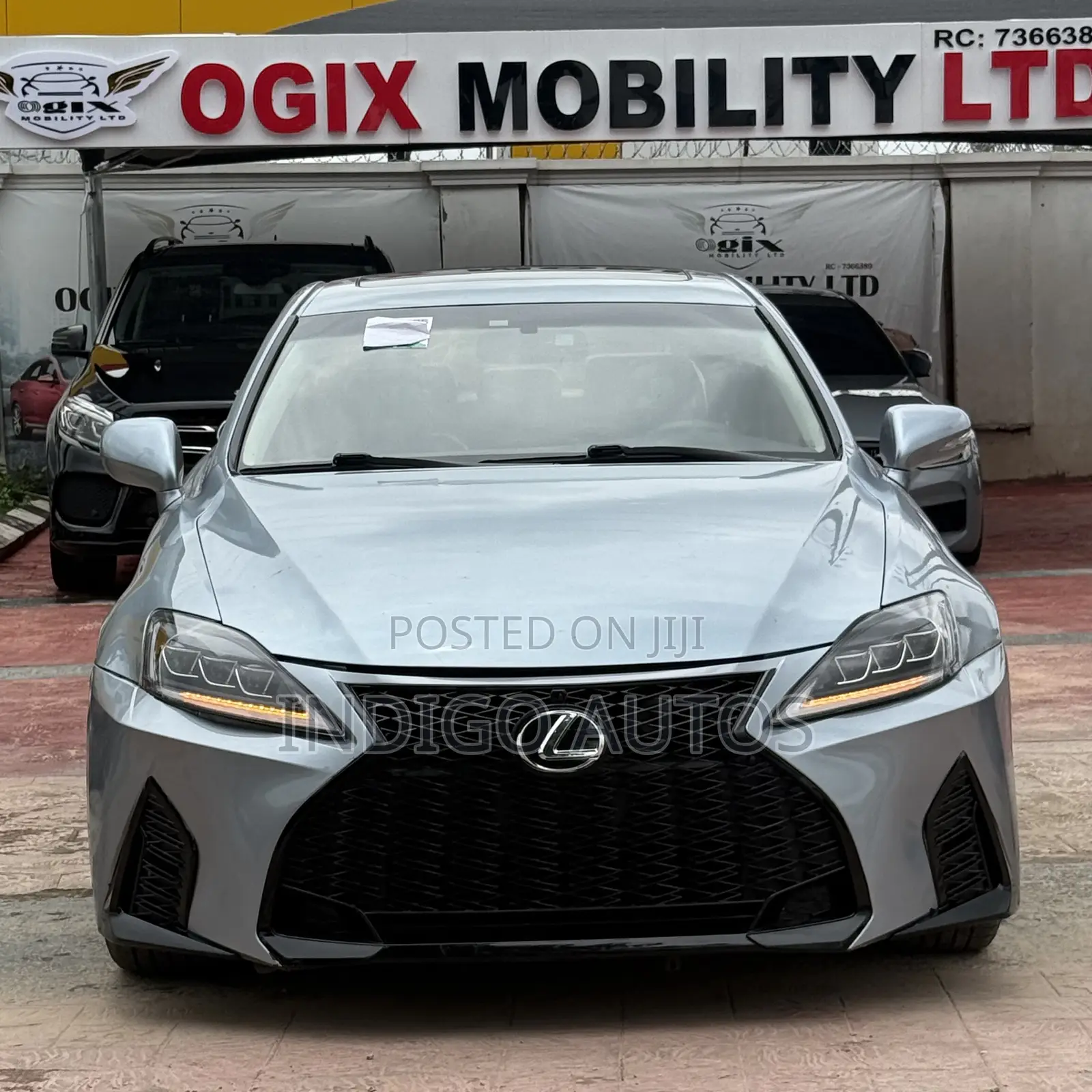 Lexus IS 250 2010 Blue