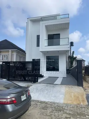 4bdrm Duplex in Thomas Estate for sale