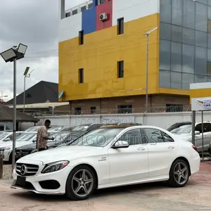 Mercedes-Benz C400 4Matic AWD Sedan (3.0L V6 7A) 2015 White