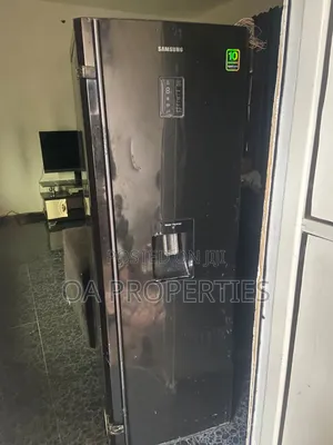Samsung Digital Inverter Refrigerator Refrigerator (Fridge) at Bodija