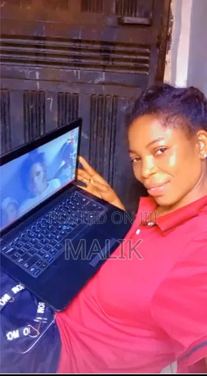 New Laptop Dell Latitude 5420 32GB Intel Core i9 HDD 512GB