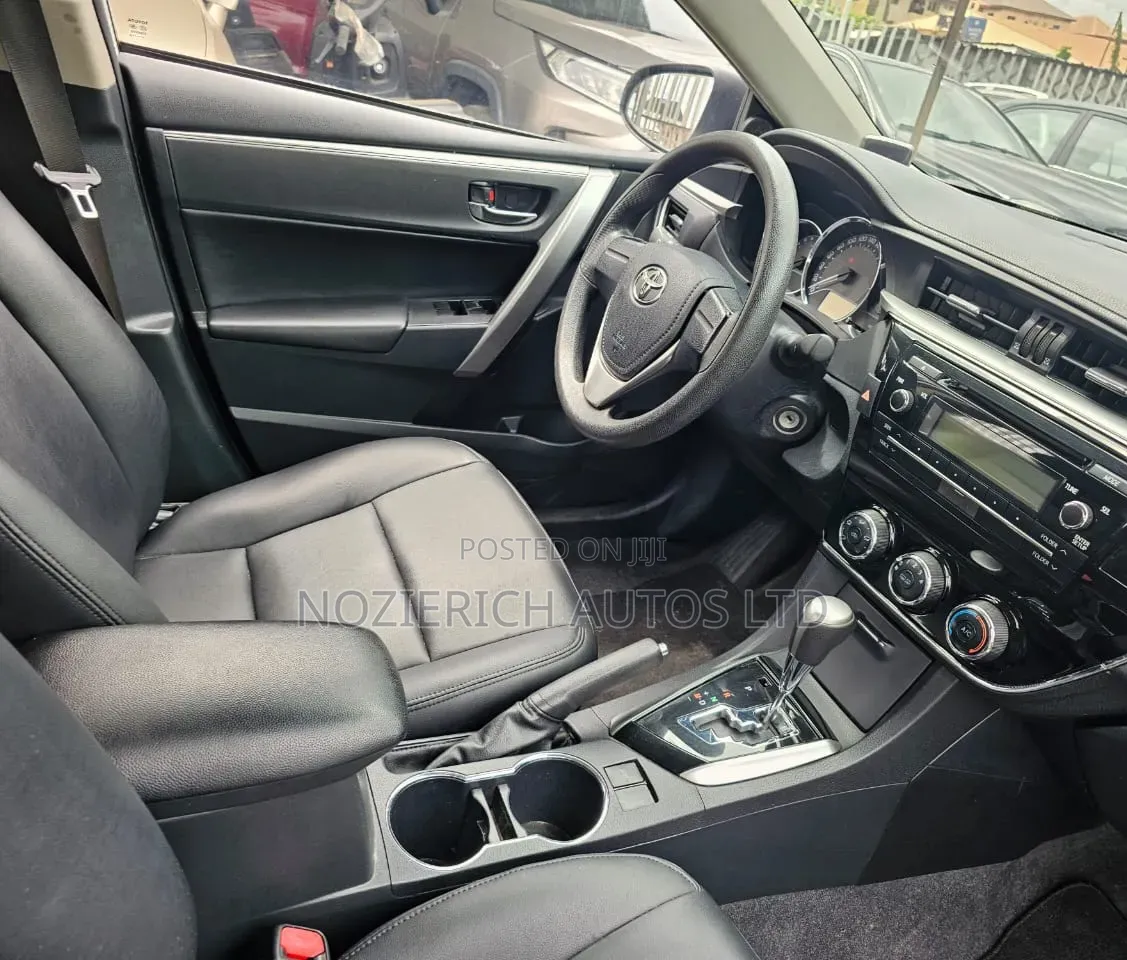 Toyota Corolla 2016 White