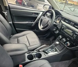 Toyota Corolla 2016 White