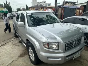 Honda Ridgeline 2008 Gray