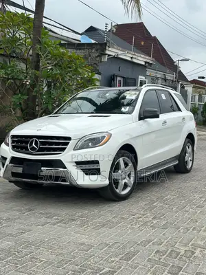 Mercedes-Benz M Class ML350 4MATIC 4dr SUV AWD (3.5L 6cyl 7A) 2015