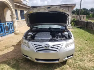 Toyota Camry LE V6 4dr Sedan (3.5L 6cyl 6AM) 2009 Silver