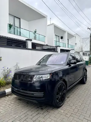 Land Rover Range Rover Vogue 2023 Black