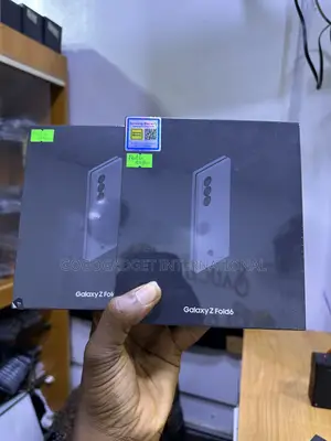 New Samsung Galaxy Z Fold6 512 GB Silver