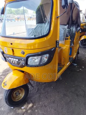 TVS Apache 180 RTR 2025 Yellow