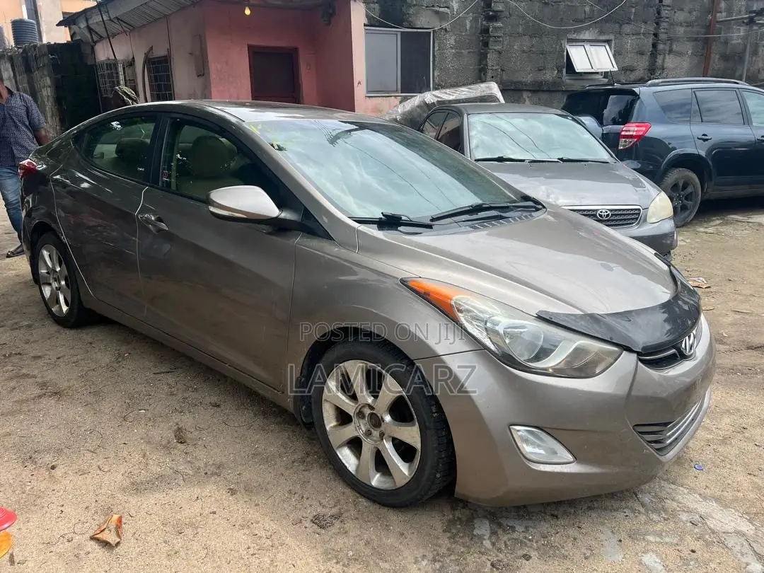 Hyundai Elantra Limited 2012 Brown