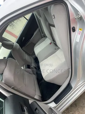 Toyota Camry 2014 Silver