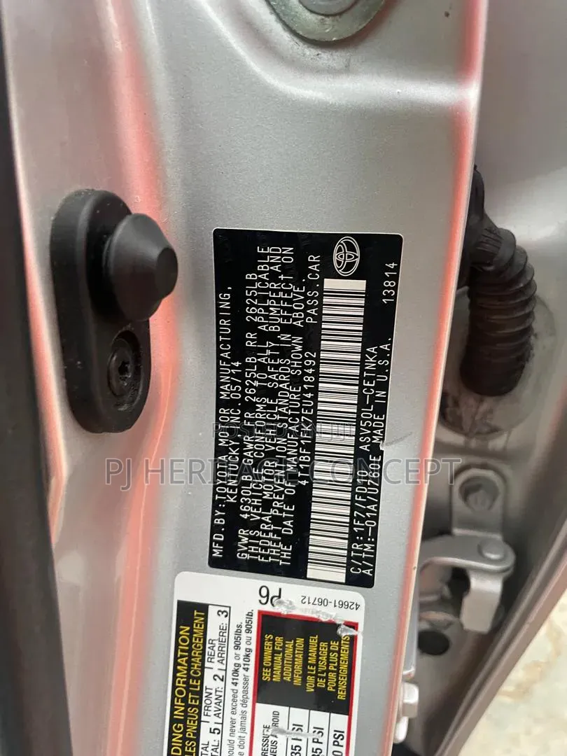 Toyota Camry 2014 Silver