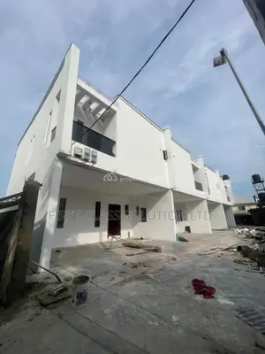 3bdrm Duplex in Thomas Estate, Ajah, for sale