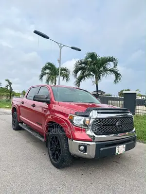 Toyota Tundra SR5 5.7L V8 w/FFV 4x4 Double Cab 6.6 ft. box 145.7 in. WB