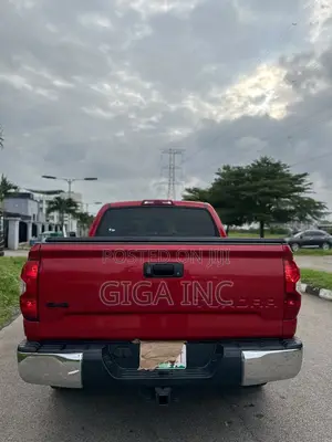 Toyota Tundra SR5 5.7L V8 w/FFV 4x4 Double Cab 6.6 ft. box 145.7 in. WB