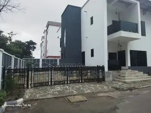 4bdrm Townhouse / Terrace in Durunmi, Durumi for rent