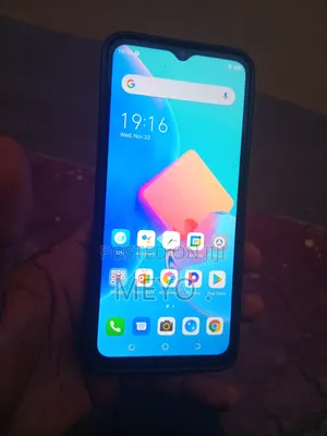 Tecno Spark 8C 64 GB Purple