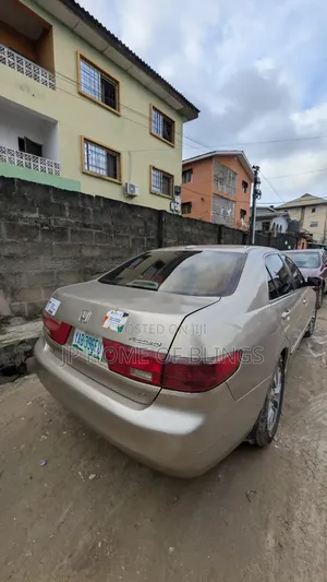 Honda Accord Automatic 2005 Gold