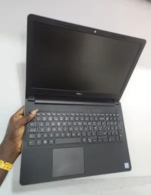 Laptop Dell Inspiron 15 5570 4GB Intel Pentium HDD+SSD 320GB
