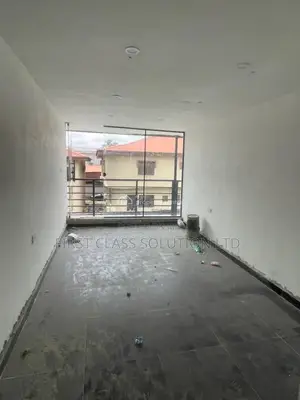 Big and Spacious Shop