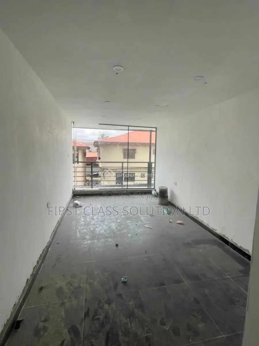 Big and Spacious Shop