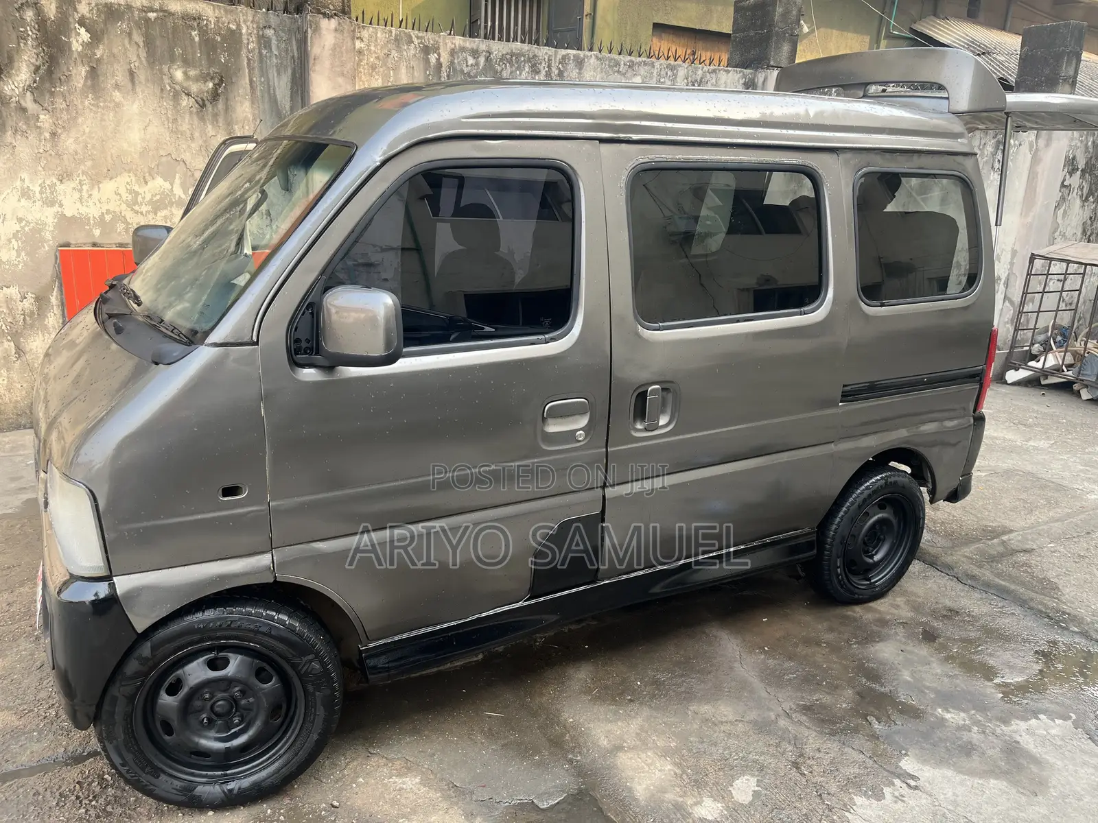 Suzuki Every 2010 Grey