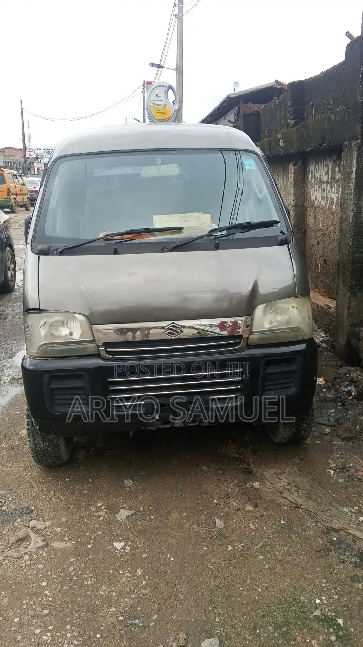 Suzuki Every 2010 Grey