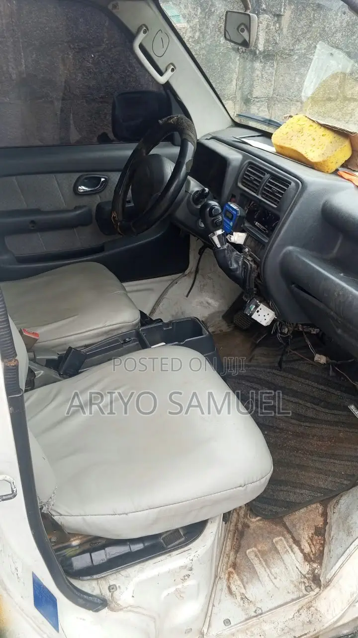 Suzuki Every 2010 Grey