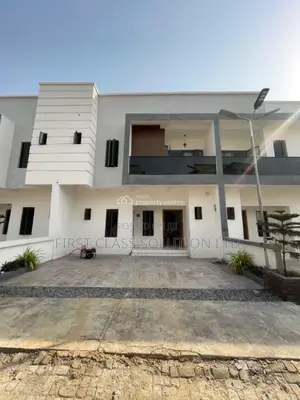 4bdrm Duplex in Sunshine Estate, for sale