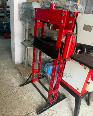 Heavy-Duty 30 Ton Hydraulic Press