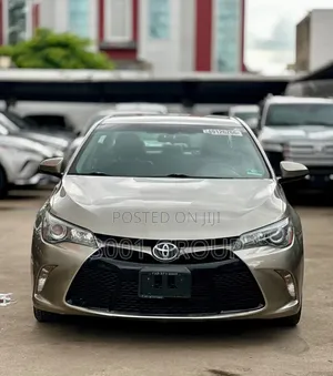 Toyota Camry 2015 Gold
