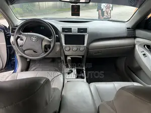 Toyota Camry 2010 Blue