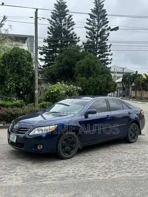 Toyota Camry 2010 Blue