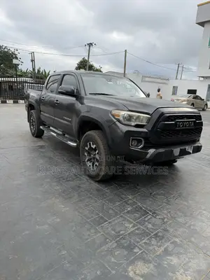 Toyota Tacoma TRD Off Road 2018 Black