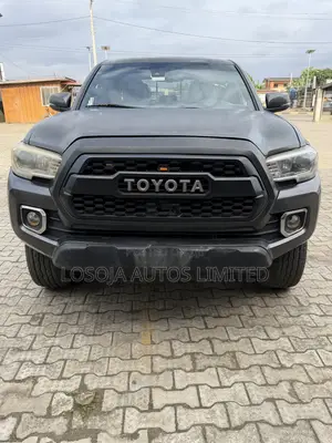 Toyota Tacoma TRD Off Road 2018 Gray