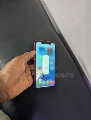Apple iPhone XR 64 GB Red