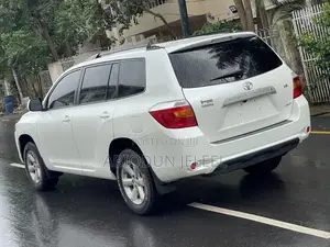 Toyota Highlander 2010 White