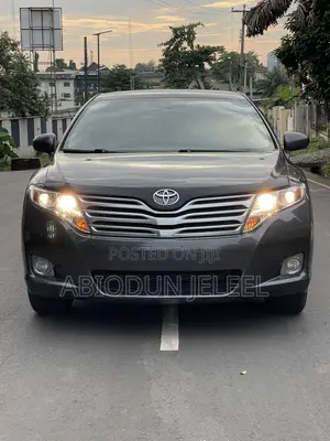 Toyota Venza 2010 Gray