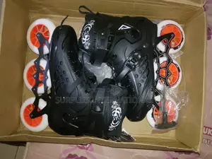 Roselle Skating Shoe