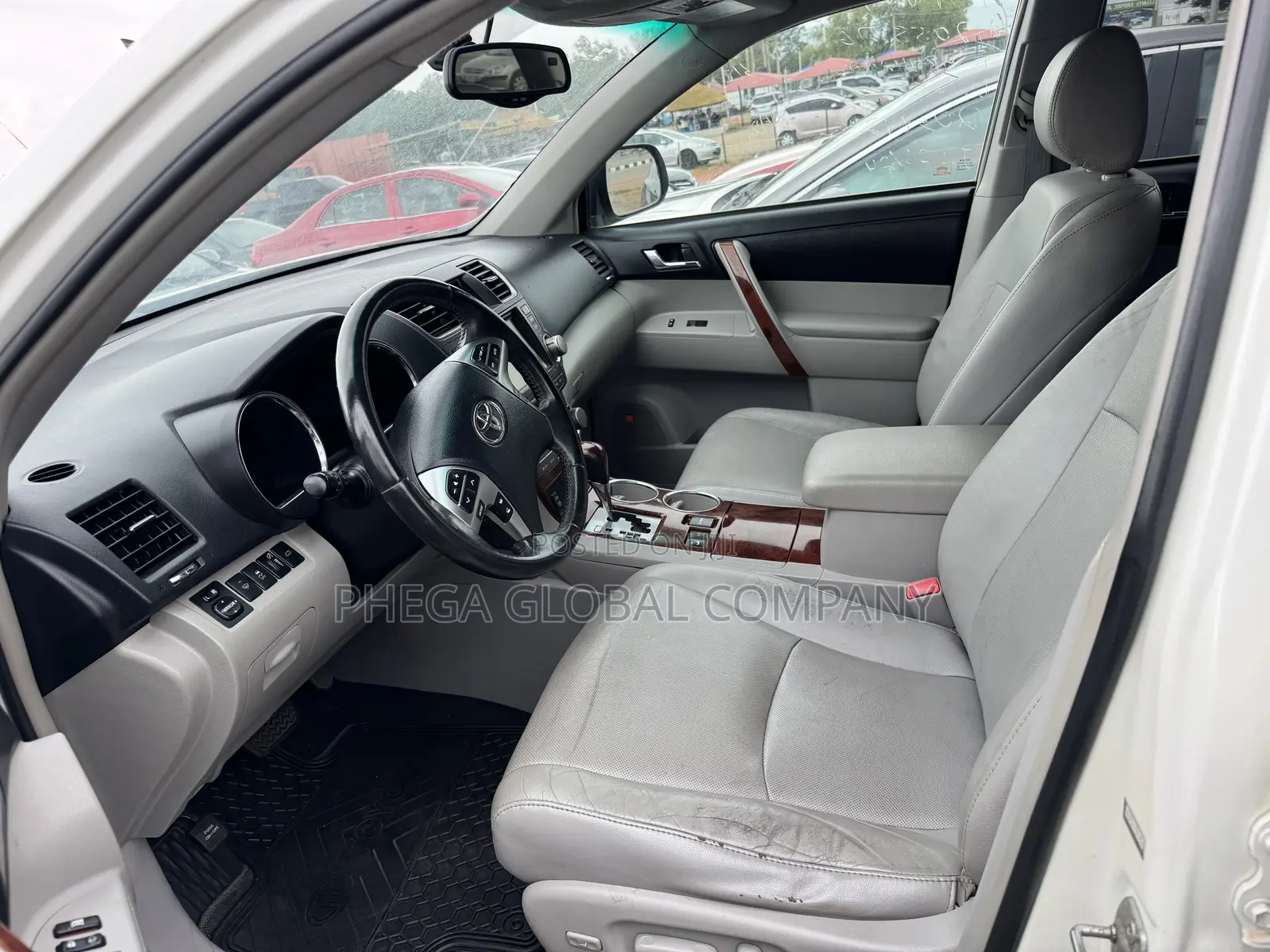 Toyota Highlander Limited 2012 White