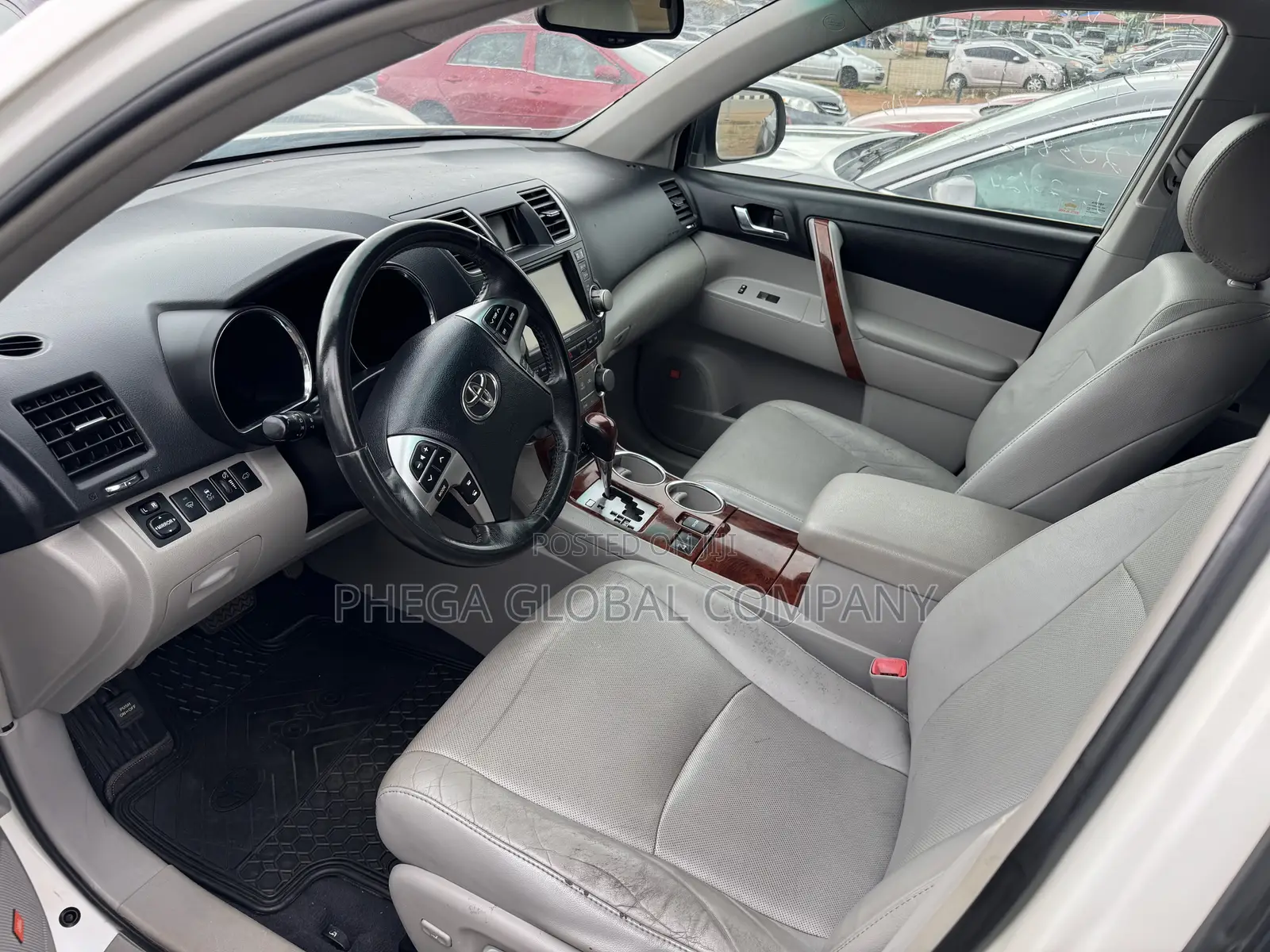 Toyota Highlander Limited 2012 White