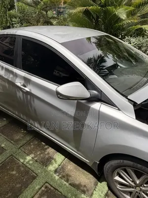 Hyundai Elantra 2015 Silver