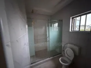 2bdrm Apartment in Guzape Main Abuja for rent