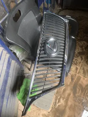 Front Grill Lexus Rx350 2011 Is Available