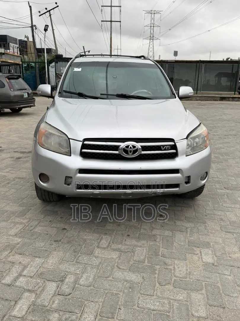 Toyota RAV4 2008 Silver