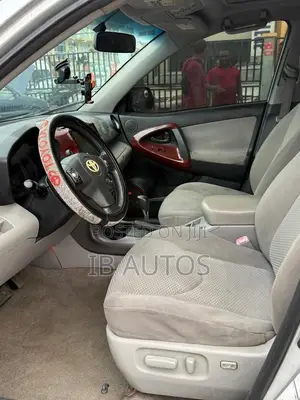 Toyota RAV4 2008 Silver