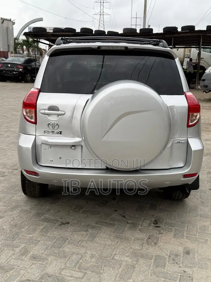 Toyota RAV4 2008 Silver