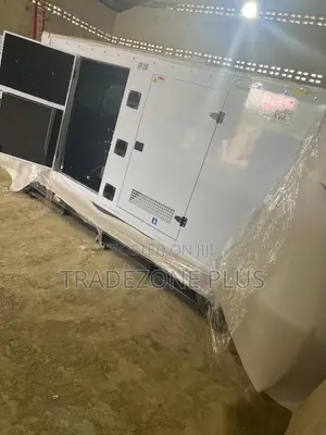 350kVA Perkins Soundproof Power System for Businesses Facilities