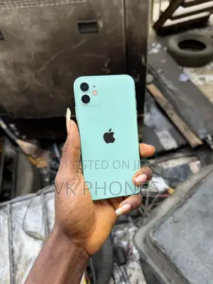 Apple iPhone 11 64 GB Green