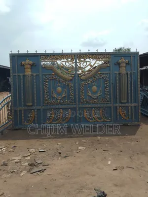Elegant Royal Gate